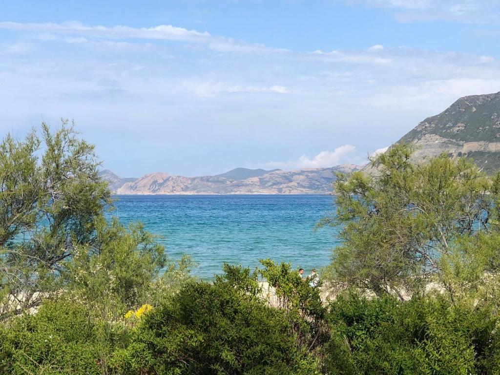 Villa A 900 M De La Plage De Lozari Belgodère Exterior foto